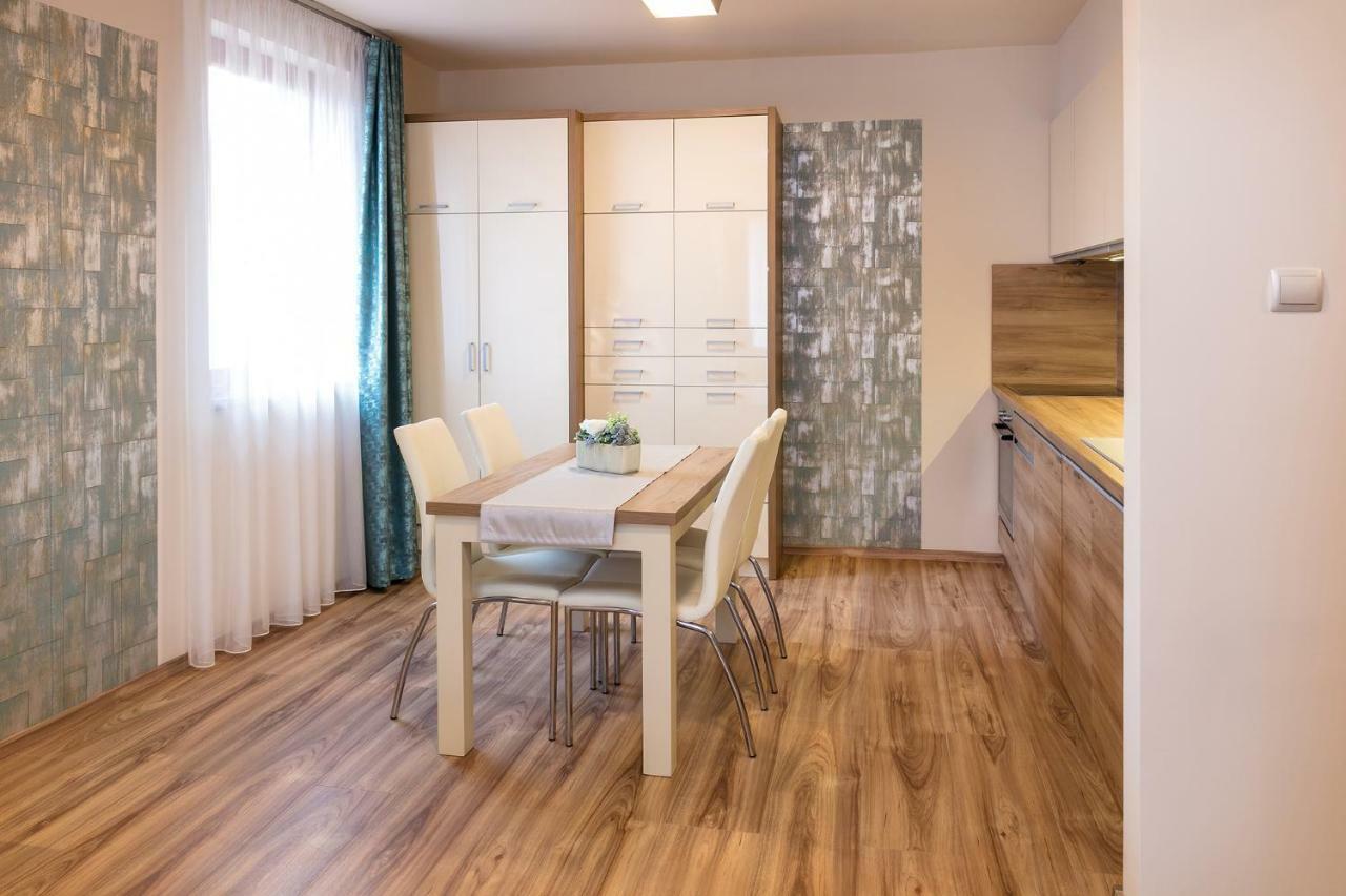 Foter Rezidencia 3 Apartment Győr Exterior foto