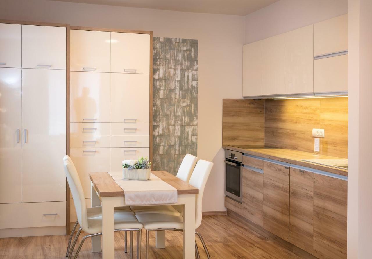 Foter Rezidencia 3 Apartment Győr Exterior foto